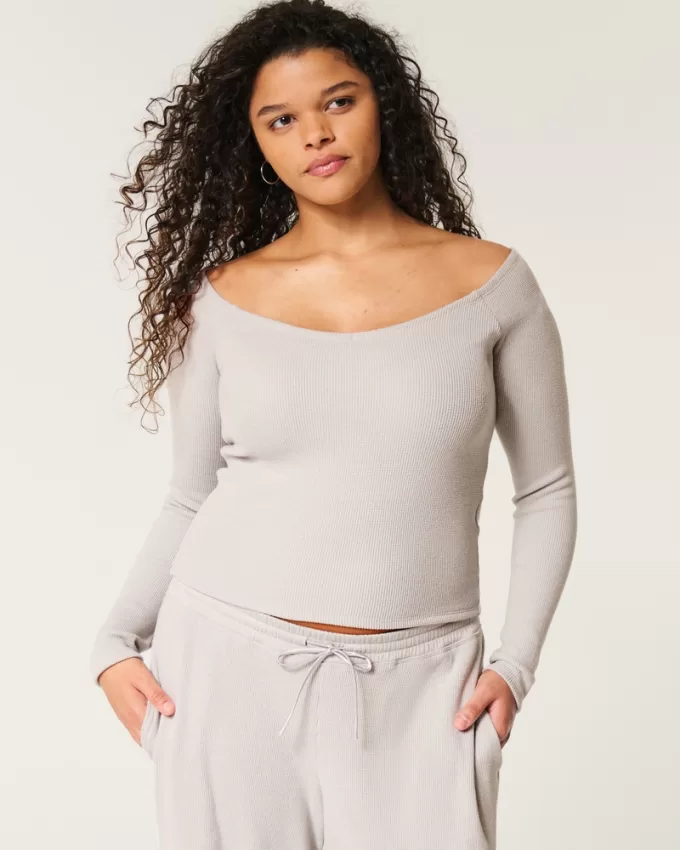 Gilly Hicks Wide V-Neck Top,Gilly Hicks Wide V-Neck Top Gilly Hicks Wide V-Neck Top,Gilly Hicks Wide V-Neck Top