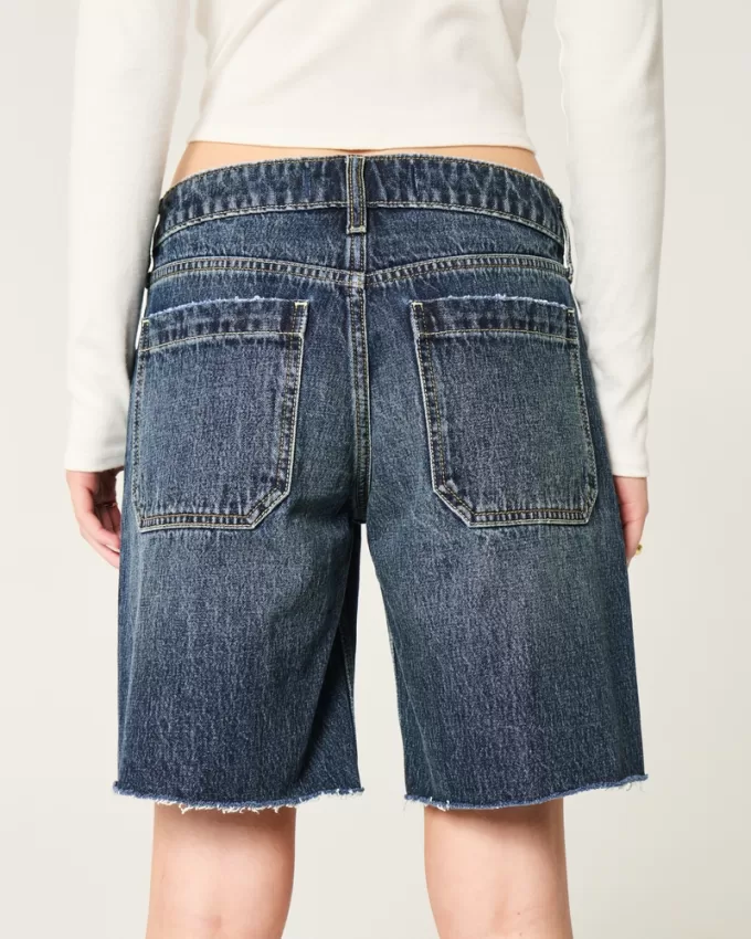 Low-Rise Dark Wash Baggy Jort,Low-Rise Dark Wash Baggy Jort