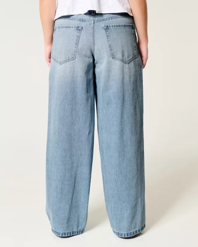 Low-Rise Light Wash Baggy Jeans,Low-Rise Light Wash Baggy Jeans