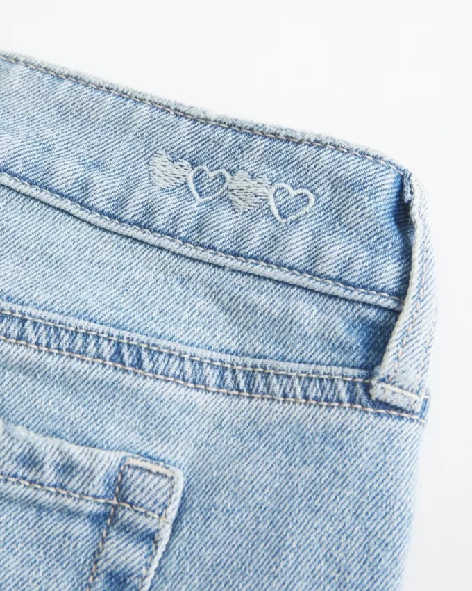 Low-Rise Light Wash Heart Embroidered Straight Jeans,Low-Rise Light Wash Heart Embroidered Straight Jeans