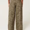 Low-Rise Zebra Pattern Super Baggy Jeans,Low-Rise Zebra Pattern Super Baggy Jeans