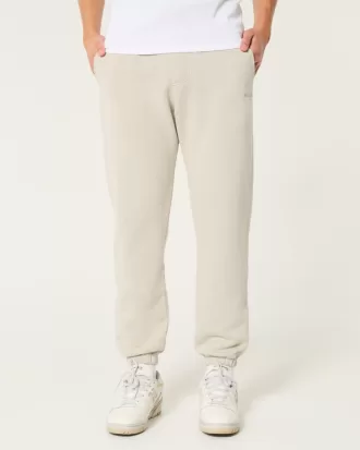 Relaxed Fleece Logo JoggersRelaxed Fleece Logo Joggers 1 2 330x413 - Relaxed Fleece Logo Joggers,Relaxed Fleece Logo Joggers