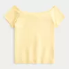 Short Sleeve Skimming Off-the-Shoulder Top,Short Sleeve Skimming Off-the-Shoulder Top Short Sleeve Skimming Off-the-Shoulder Top,Short Sleeve Skimming Off-the-Shoulder Top